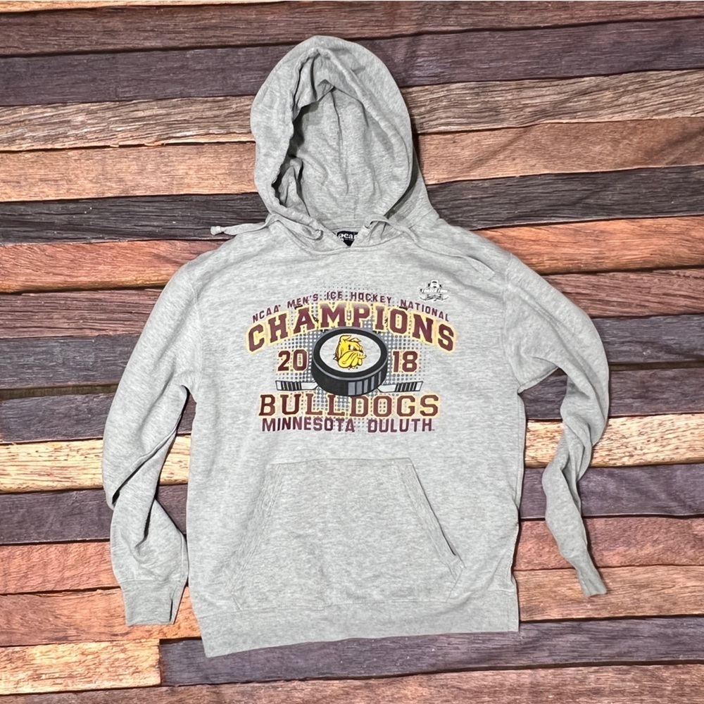 Minnesotaduluth Bulldogs 2018 Ncaa Hockey Champions Hoodie Sweatshirt